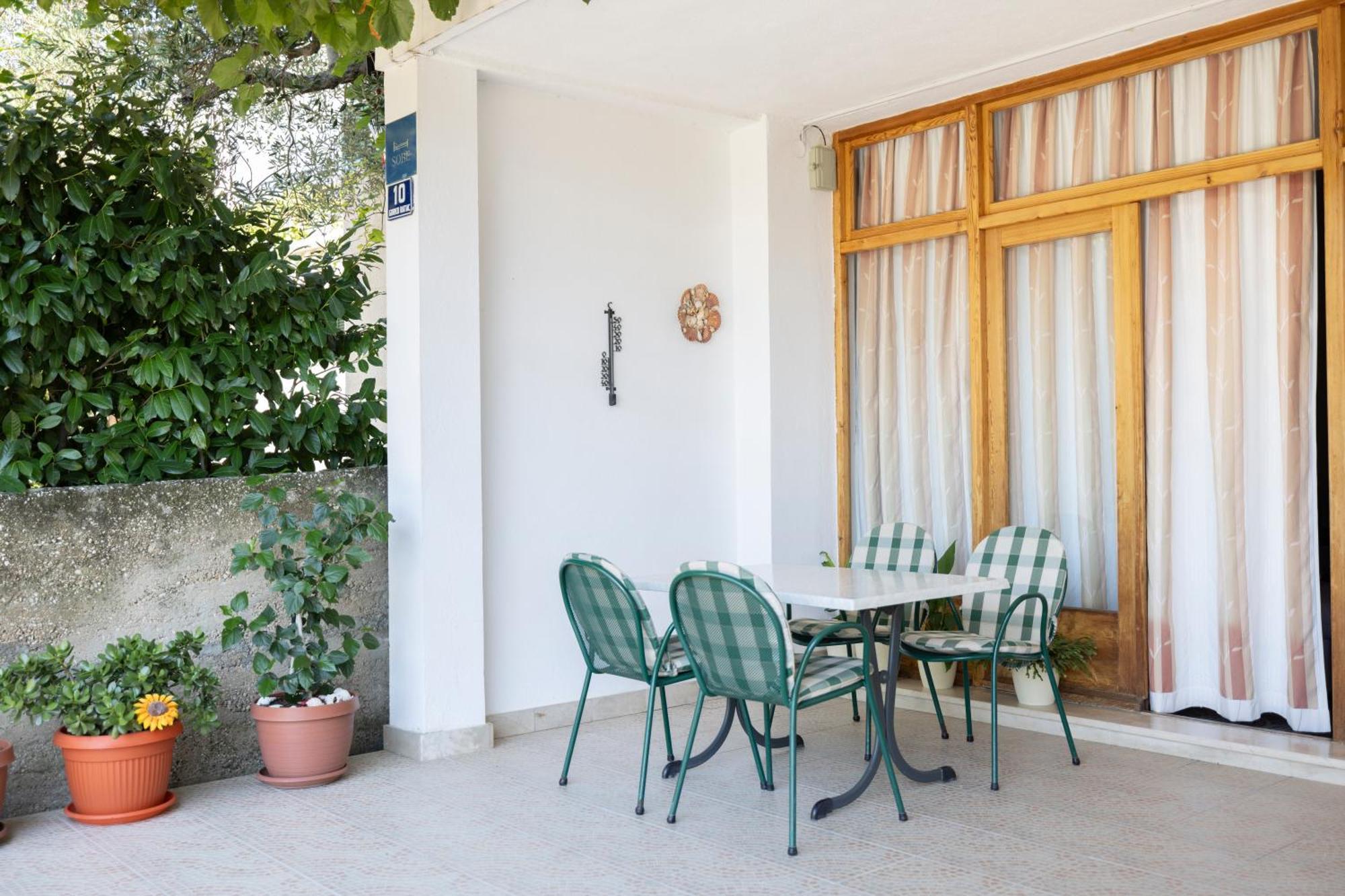 Apartmani Marta Tučepi エクステリア 写真