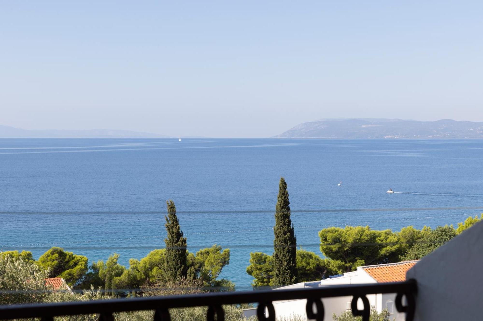 Apartmani Marta Tučepi エクステリア 写真