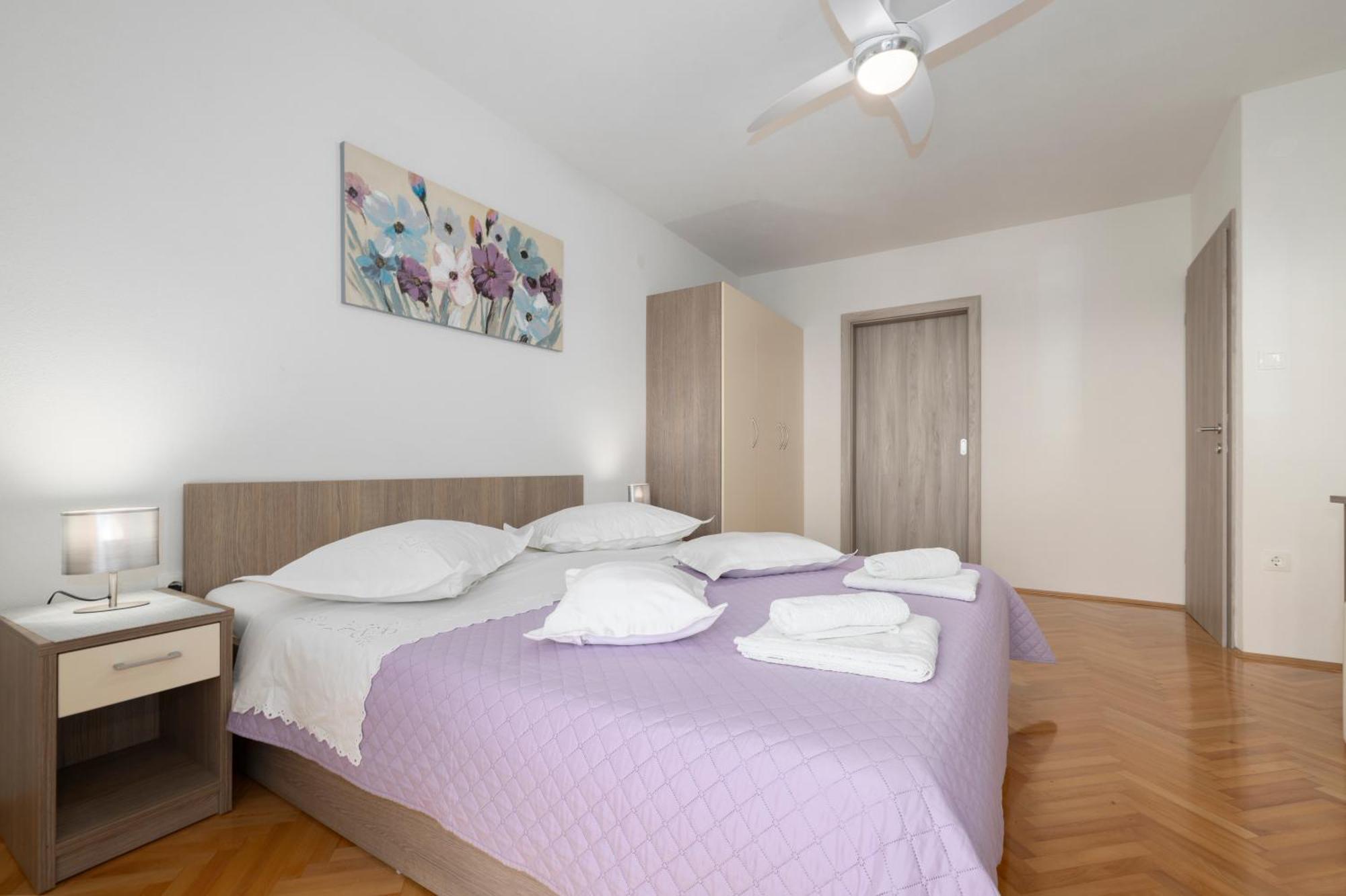 Apartmani Marta Tučepi エクステリア 写真